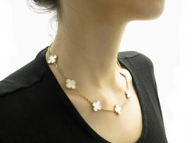 Two Sided B&W 10 Leaf Clover Necklace